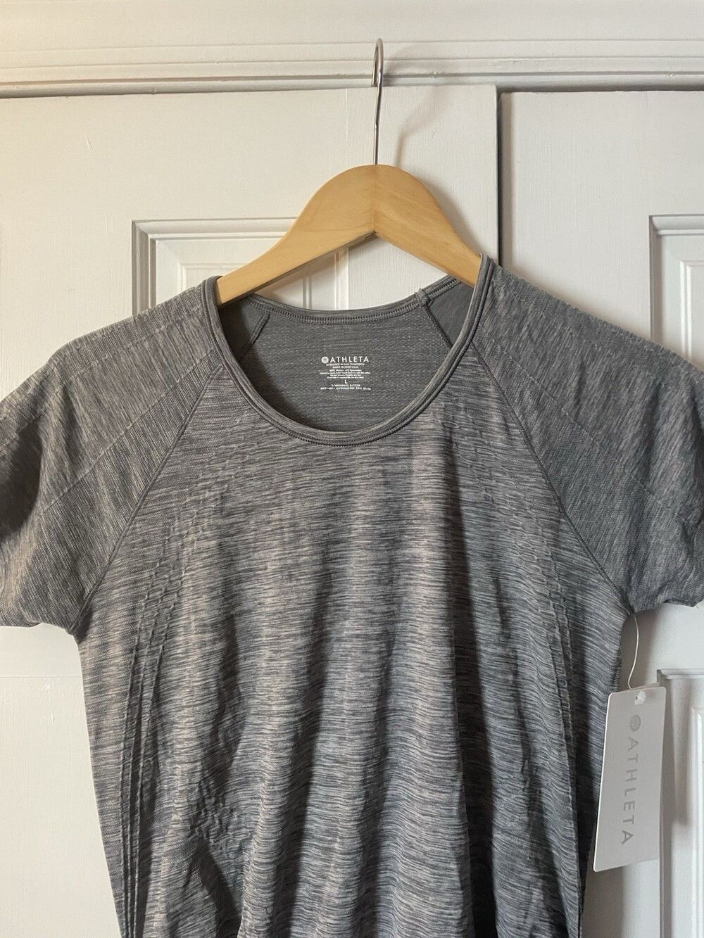 NWT Athleta Speedlight Heather Tee Gray Women's Size L Short Sleeve Activewear